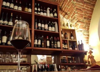 Discover some tips for buying Wine online successfully